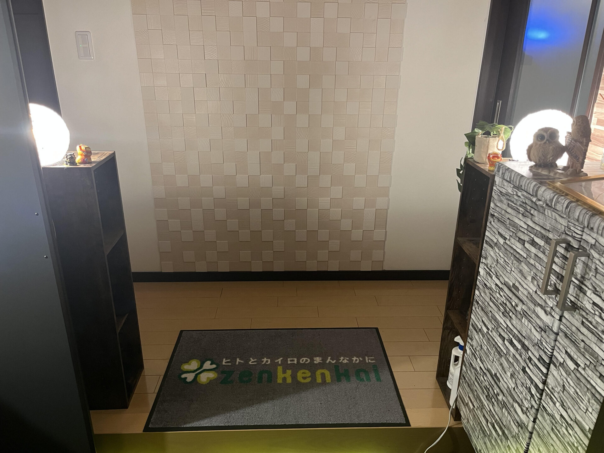 店舗入口（玄関）